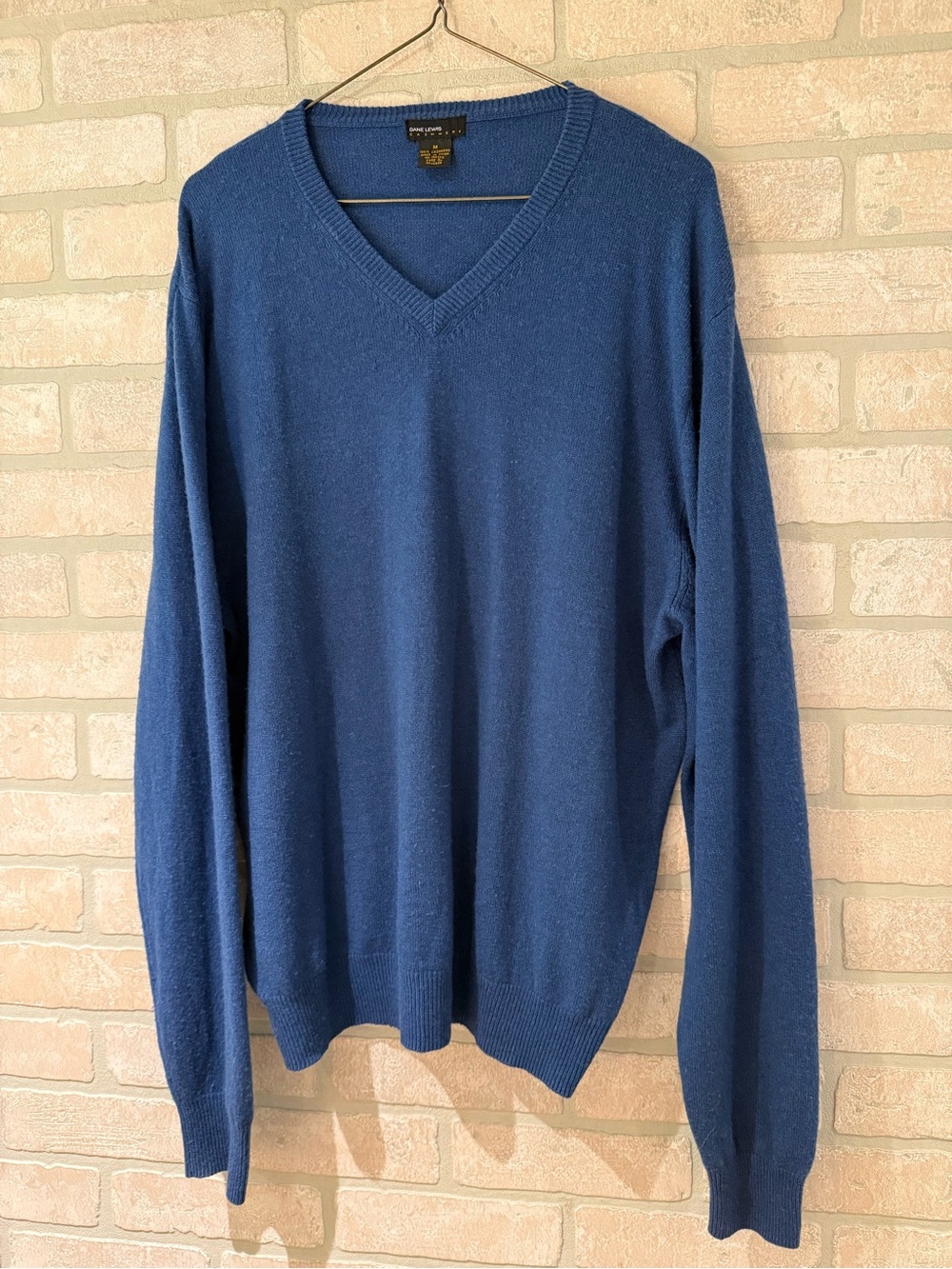 Dane Lewis Cashmere Sweater Men's Medium Blue V-Neck Luxury Long Sleeve Pullover